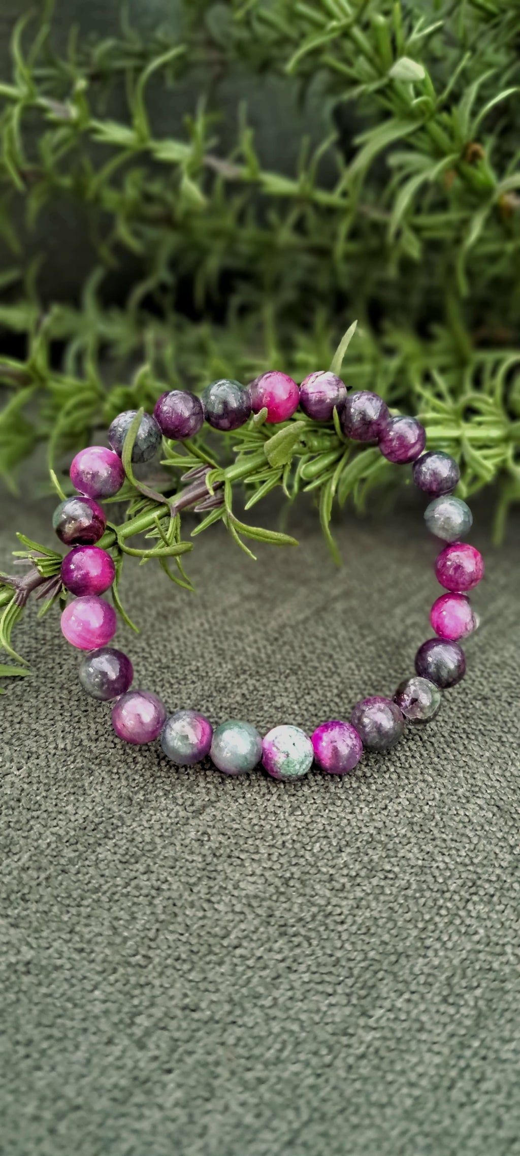 Bracciale Elastico in Giada Persiana