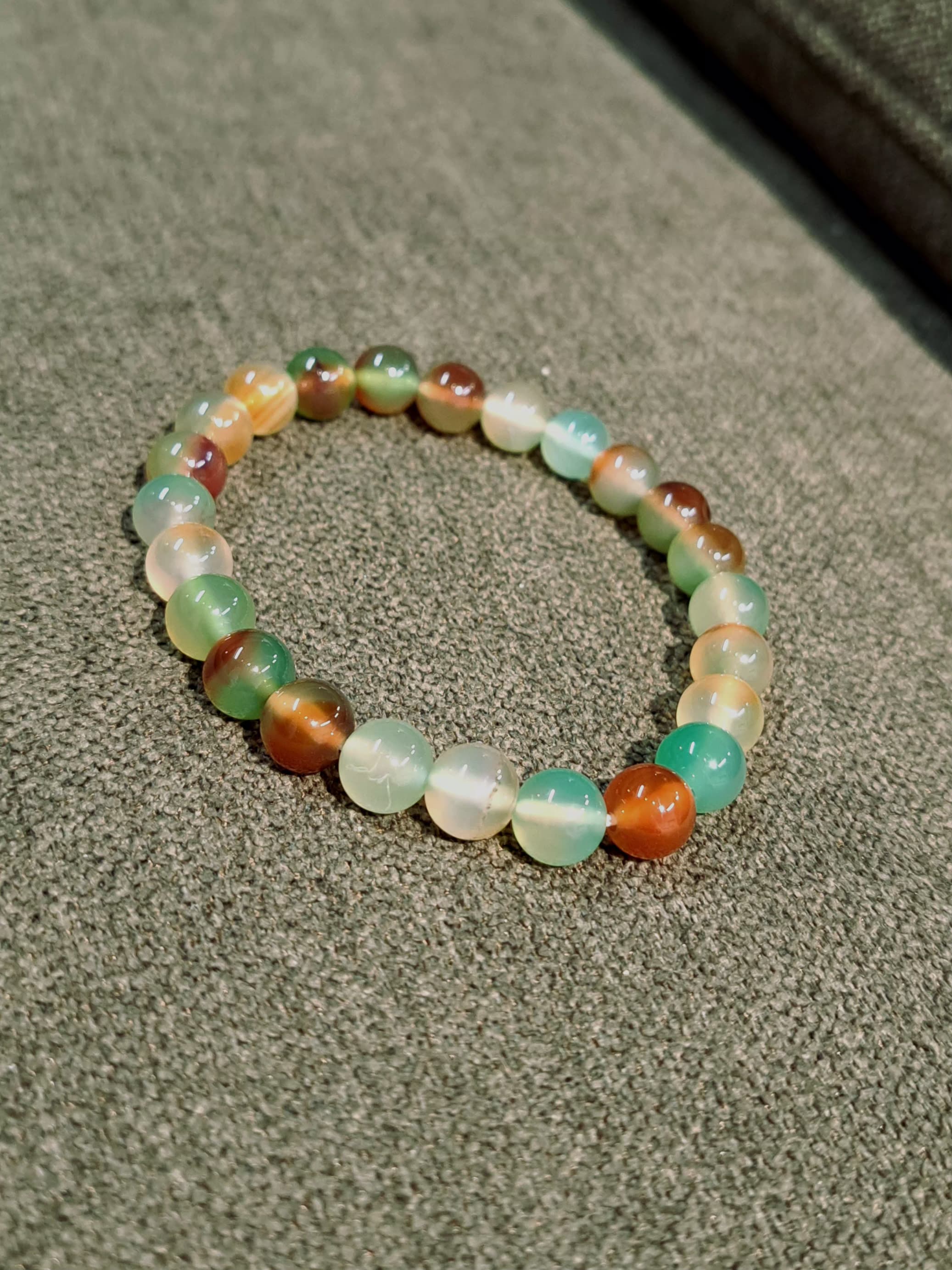 Bracciale Elastico in Agata Pavone